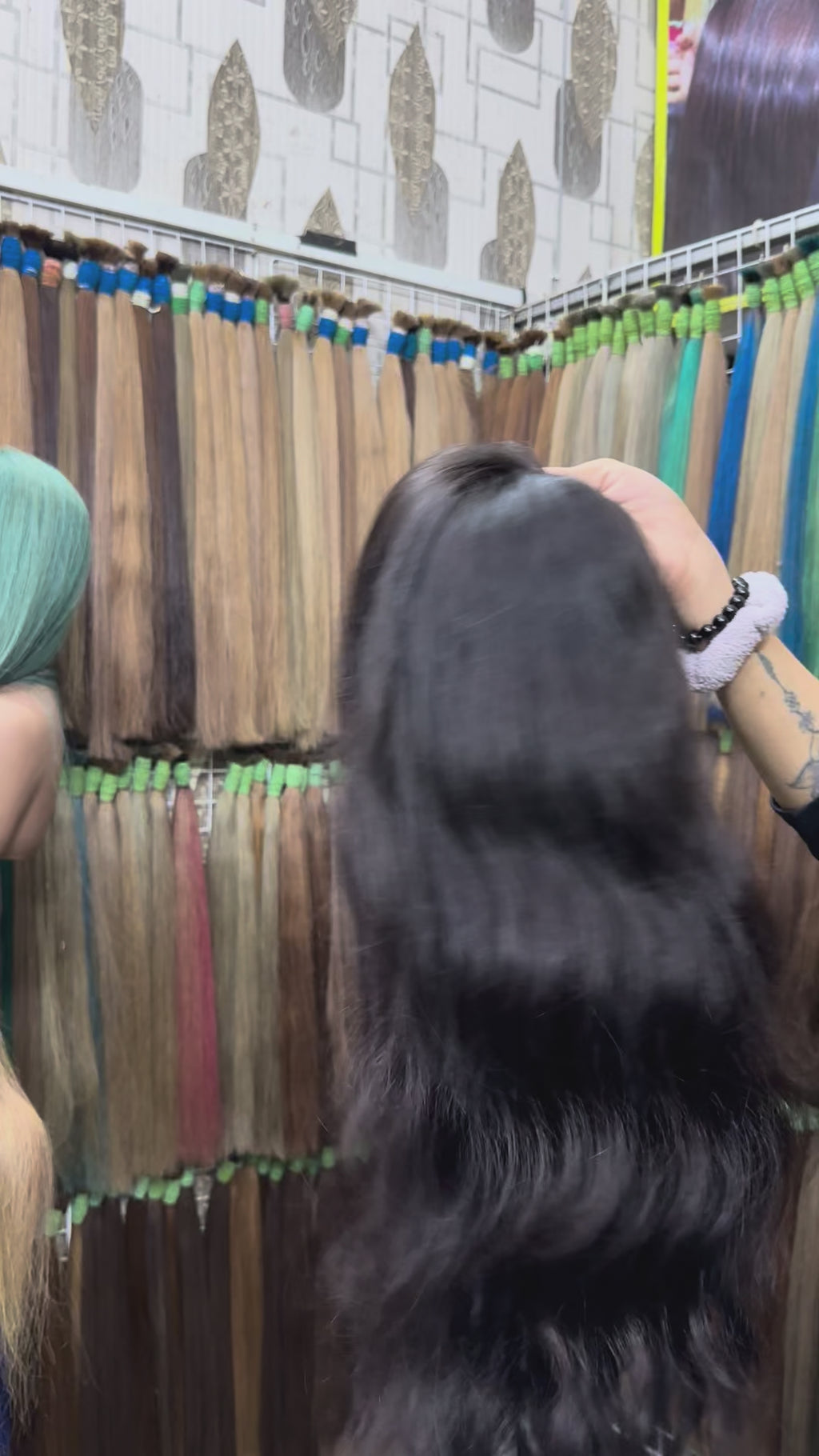 Raw Hair Natural Black Wig – Wavy- C  SUK1B